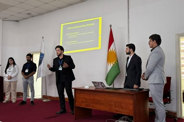 Computer Science Department Students Present Seminar on AI-Powered Education at Hawler Computer Institute (3)