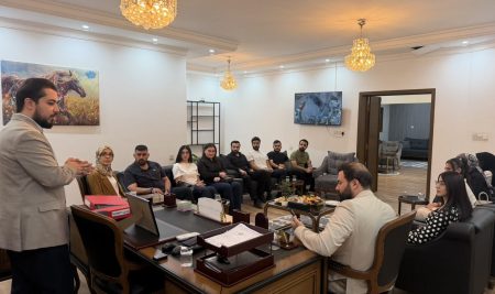 فێرخوازانی بەشی کارگێڕی کار سەردانی کۆمپانیای مەشخەڵی ماڵ دەکەن