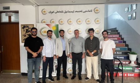 طلبة قسم علوم الحاسبات يعرّفون تلاميذ إعدادية أحمد إسماعيل نانكلي بالذكاء الاصطناعي والأمن السيبراني