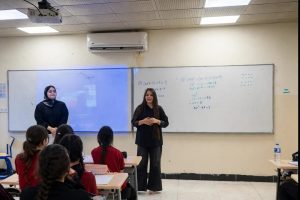 Department of English Language Students Conduct an English Grammar Activity at Hawler 2 Primary School (2)
