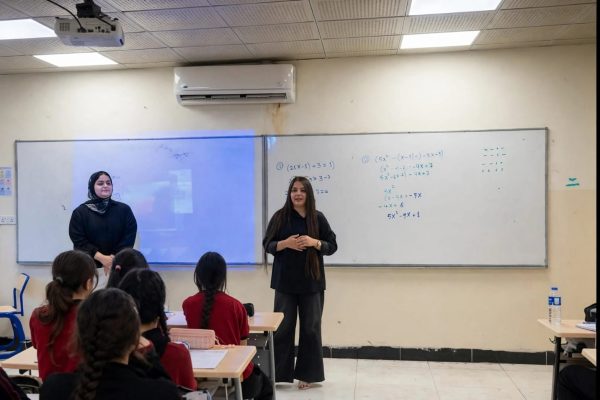 Department of English Language Students Conduct an English Grammar Activity at Hawler 2 Primary School (2)