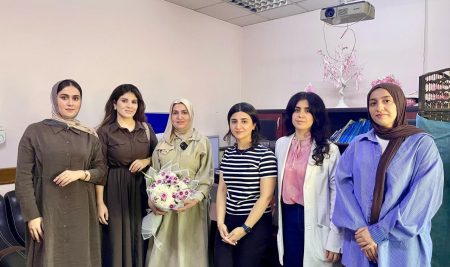 طلبة قسم التربية العامة يزورون مركز سرطان الثدي