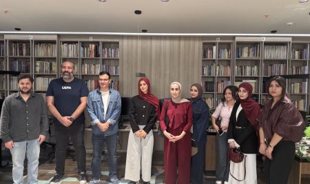 فێرخوازانی بەشی گرافیک دیزاین سەردانى کۆمپانیای ئارتین کراون بۆ بەرهەمهێنانی ڕاگەیاندنیان کرد