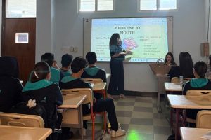College of Pharmacy Organizes Scientific Visit to Cihan Preparatory School