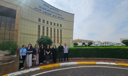 طلبة الإدارة العامة وإدارة الأعمال يقومون بزيارة علمية إلى مديرية مرور أربيل