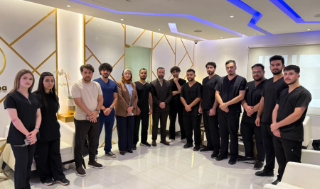 فێرخوازانى کۆلێژی پزیشکیی ددان بە سەردانێکی زانستی بۆ No. 1 Dental Spa Polyclinic بەسەردەکەنەوە